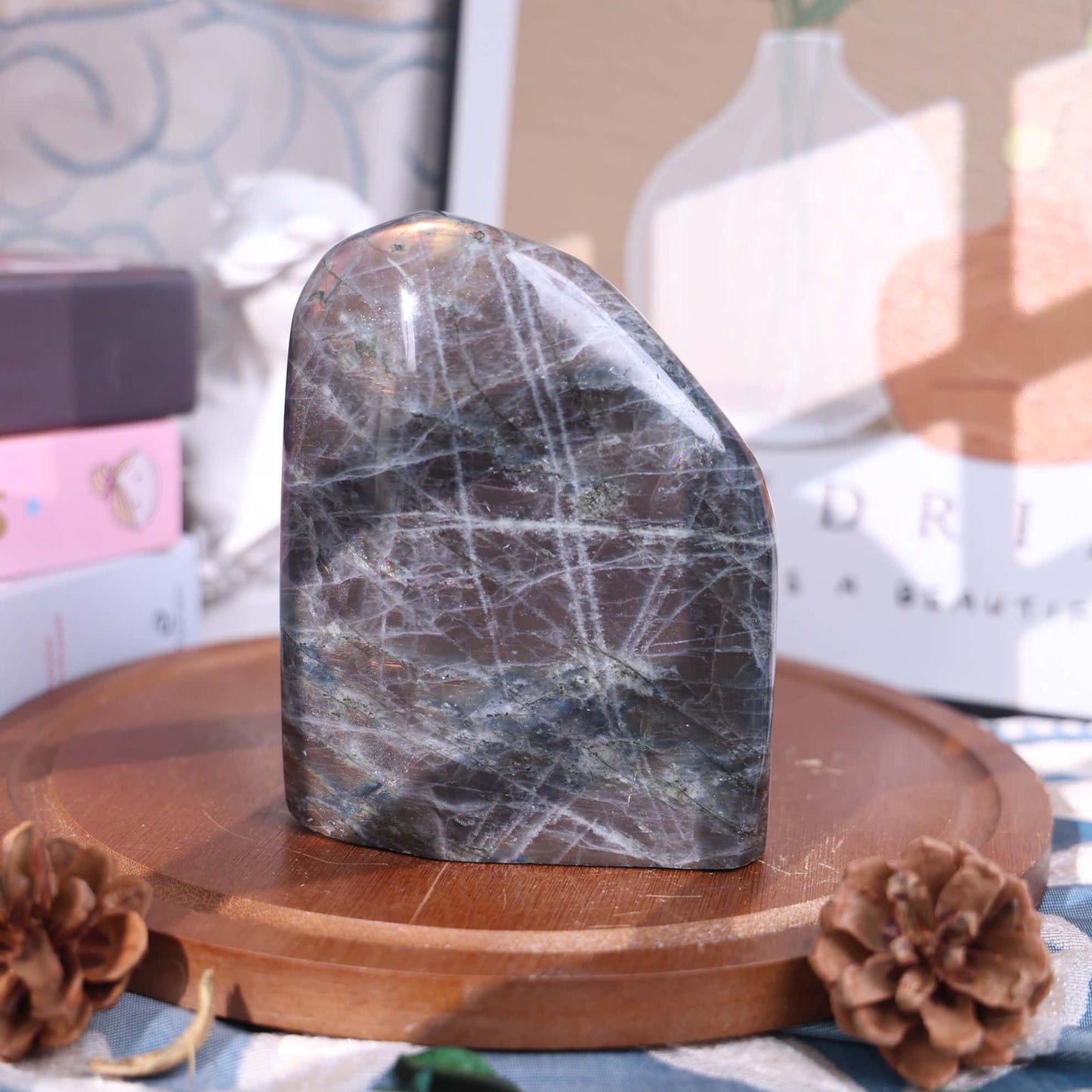 Labradorite Stone