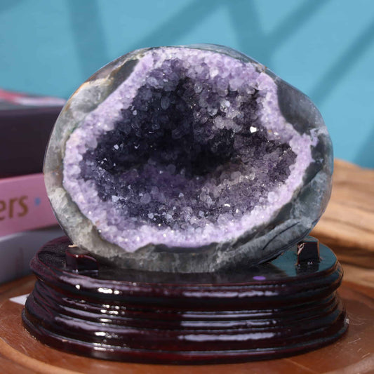 Amethyst Money Pocket