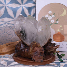 Garden Quartz Three-point Tower