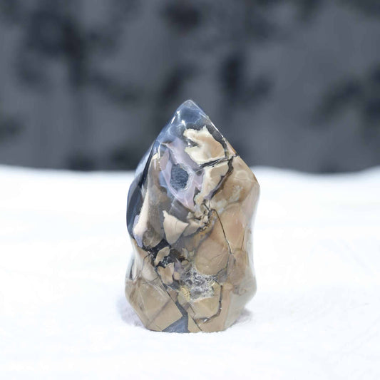 Volcano Agate Flame Carving