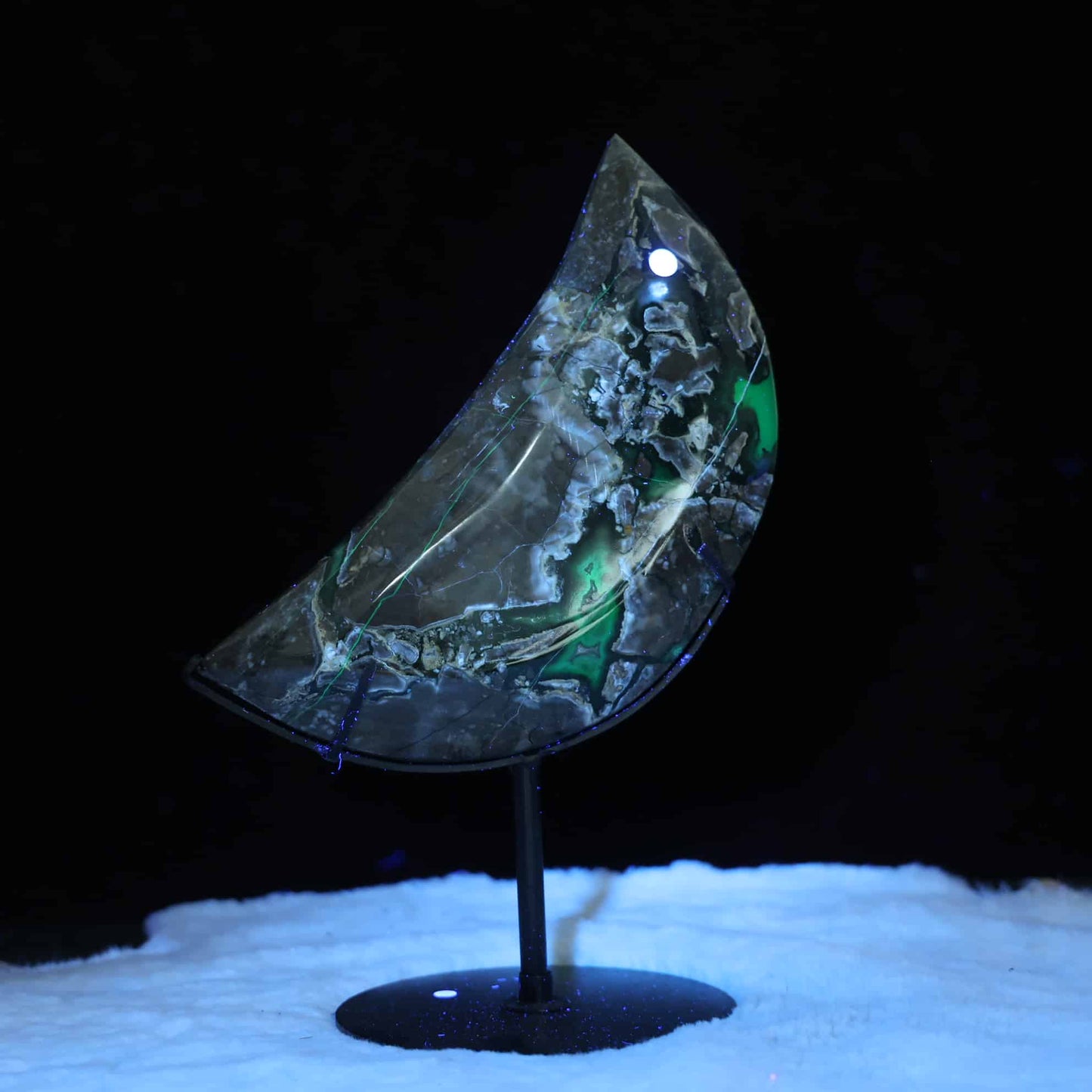 Volcano Agate Moon #91
