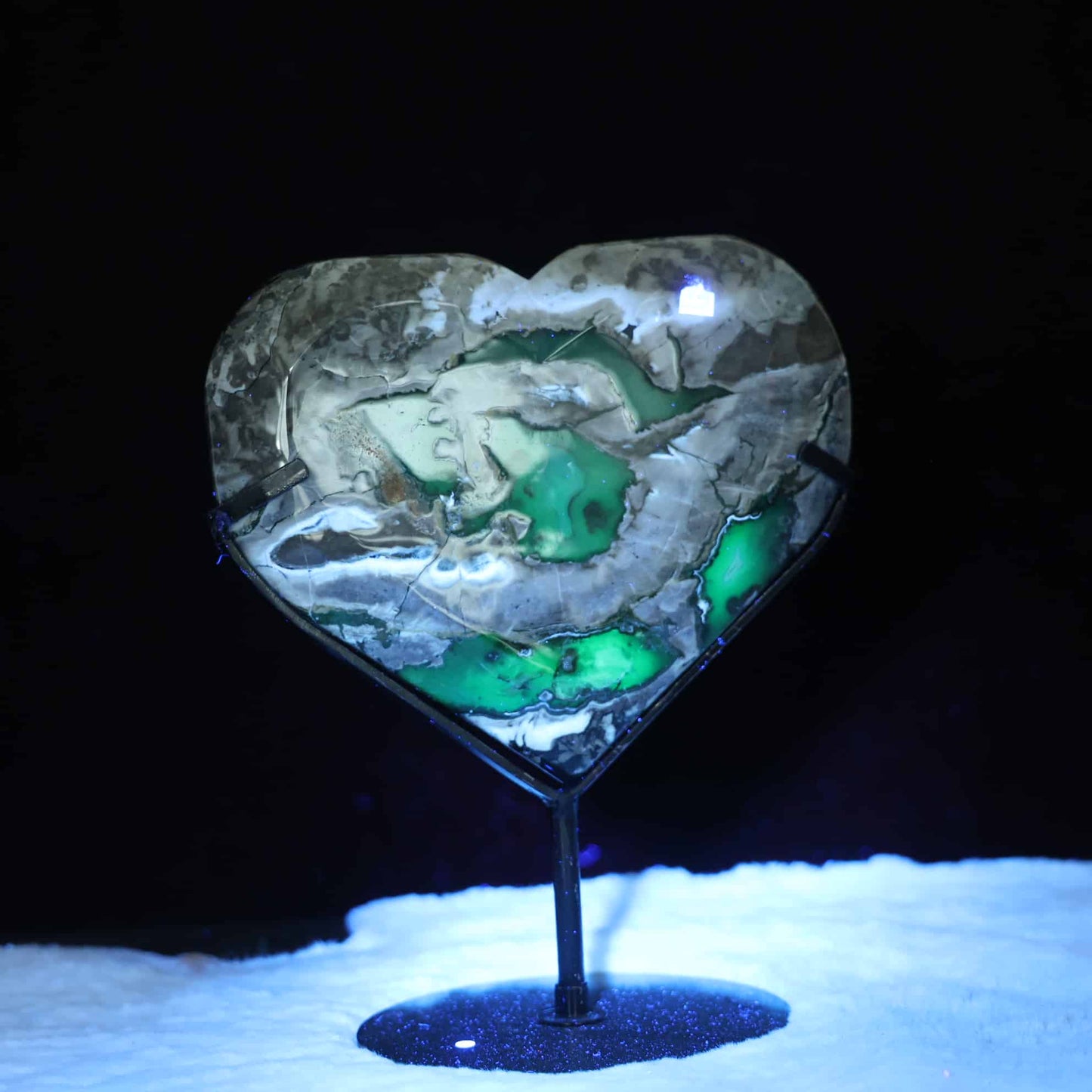 Volcano Agate Heart #74