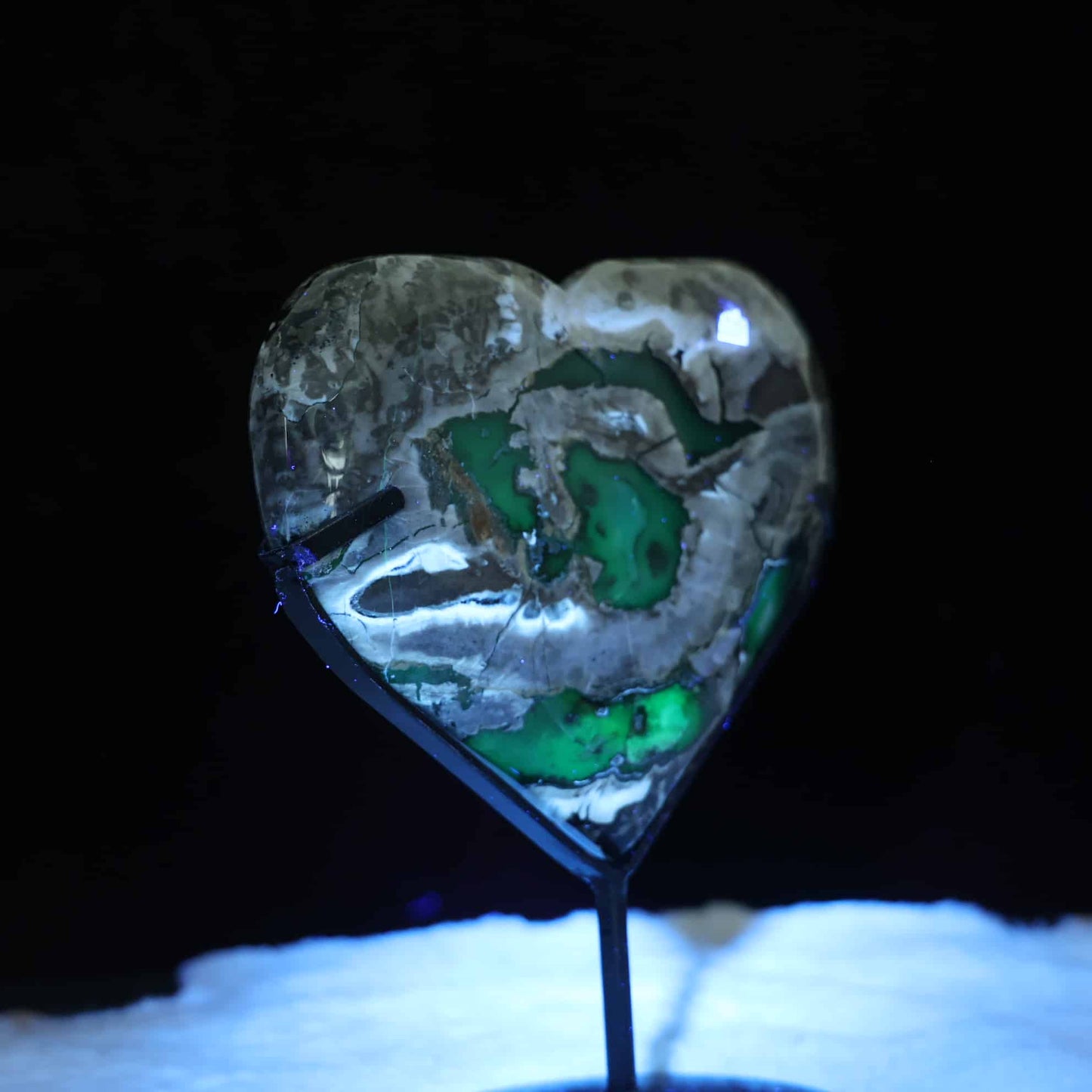 Volcano Agate Heart #74