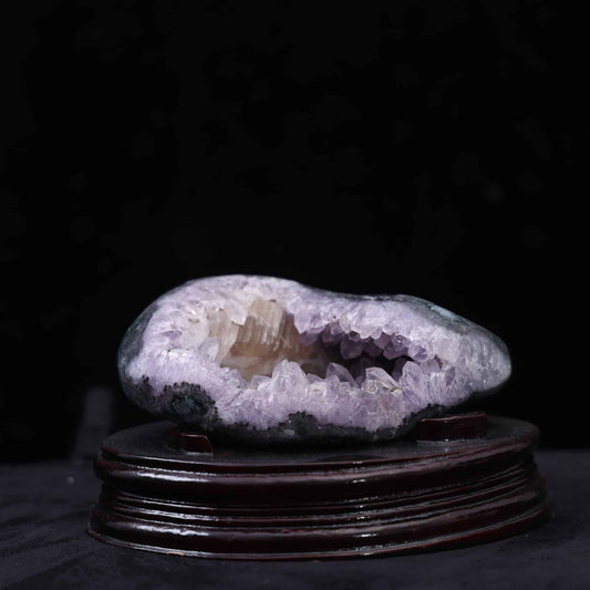 Amethyst Money Pocket