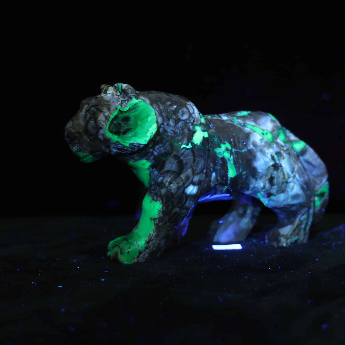 Volcano Agate Tiger Carving