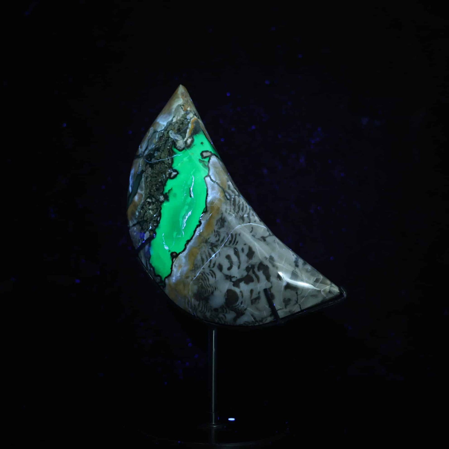 Volcano Agate Moon #63