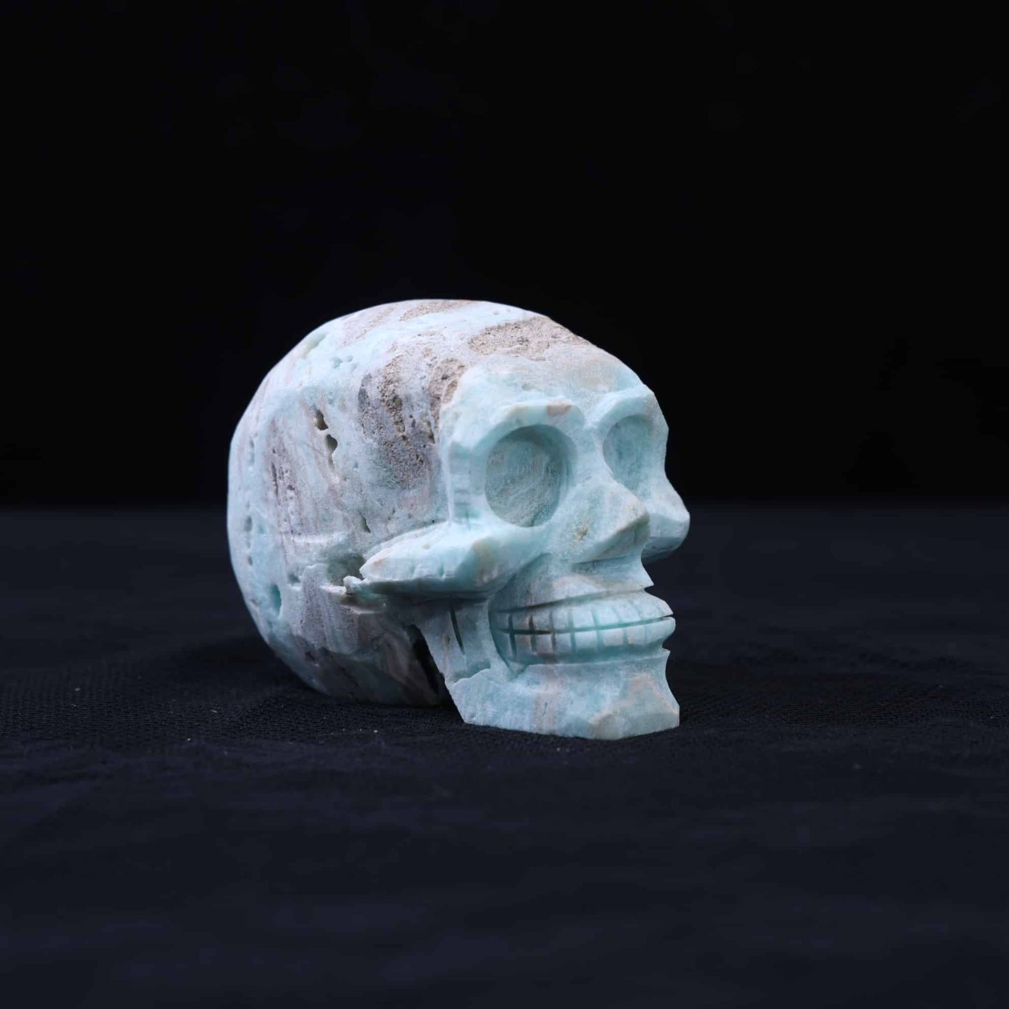 Hemimorphite Skull