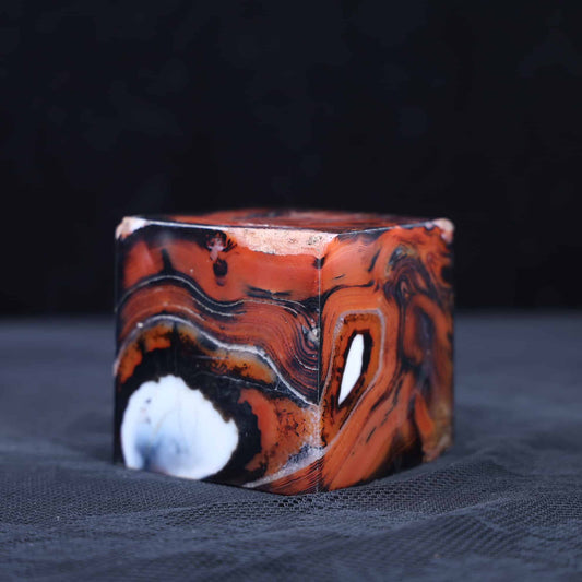 Sardonyx Cube